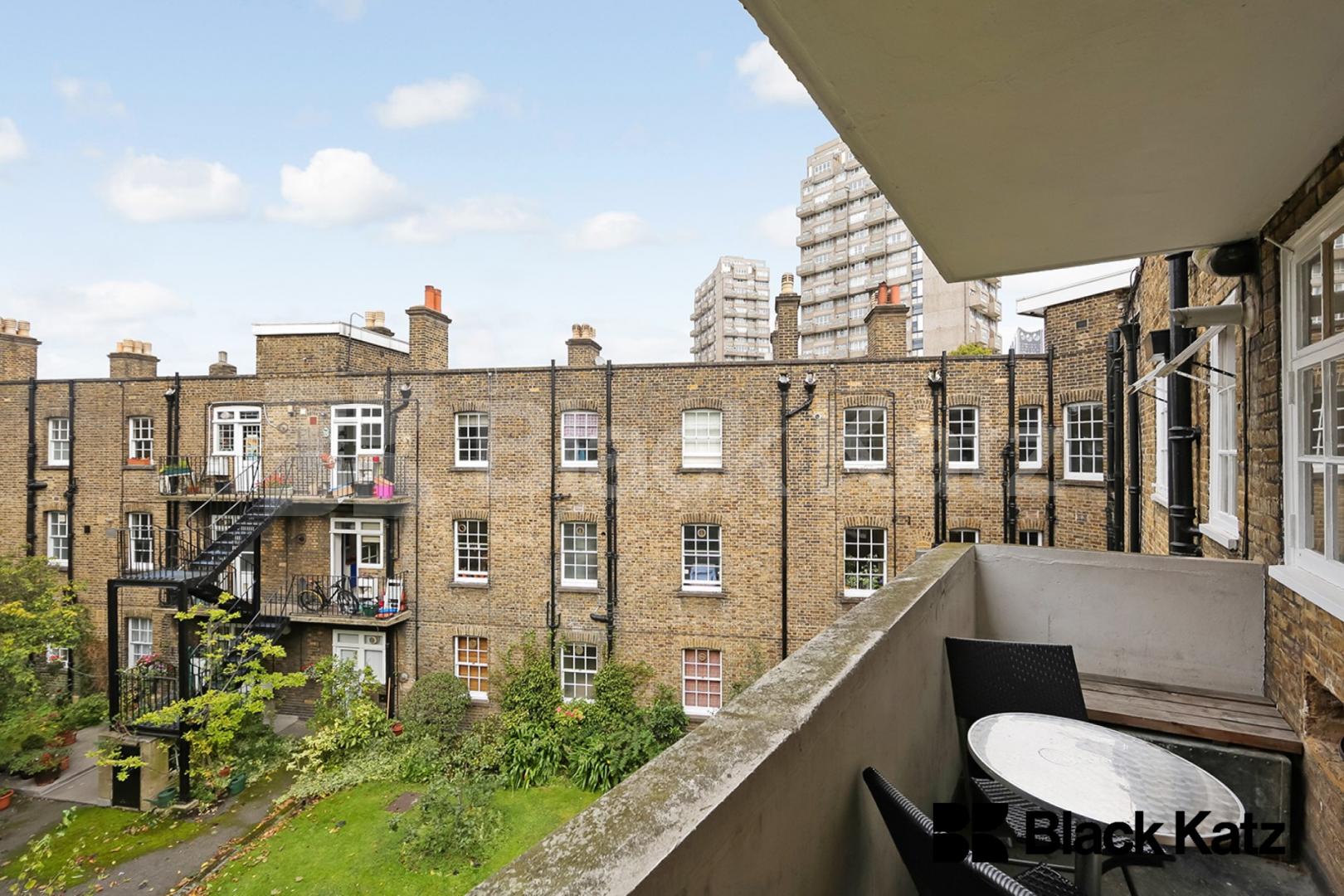Superbly located, top floor three double bedroomed apartment  Tamar House - Kennington Lane, Kennington 